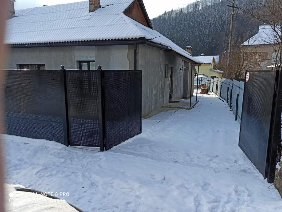 Чотири Стихії Villa Mizhhirya  Exterior photo